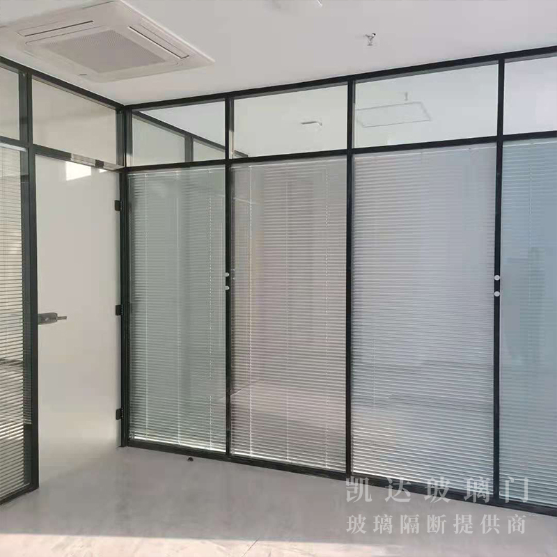 隔斷工程地止，山鋼新天地1012室