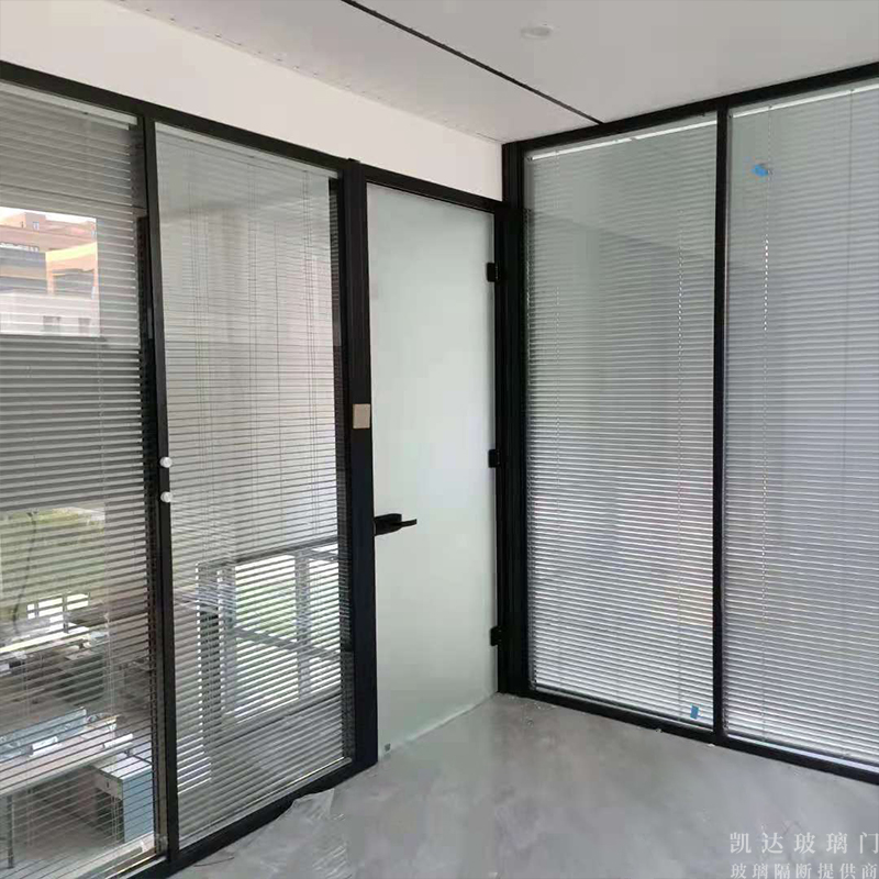 將玻璃隔斷用于衛(wèi)生間合適嗎？